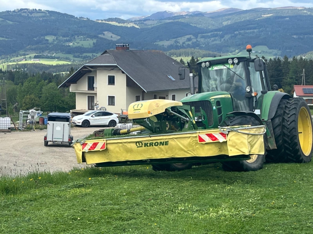 Krone EasyCut F 320 Frontmähwerk im oberen Lavanttal