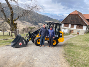 JCB 403 Hoflader für Herrn Sturm in Murau