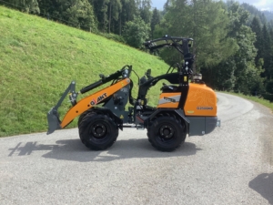Giant Hoflader G2500HD