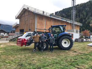 New Holland T5 Auto Command Lax