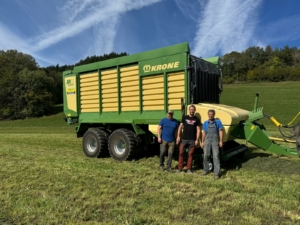 Krone Doppelzweck-Ladewagen MX 330 GD