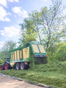 Krone Ladewagen MX370GD