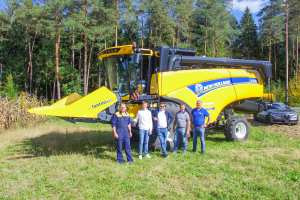 New Holland Mähdrescher CX5.80