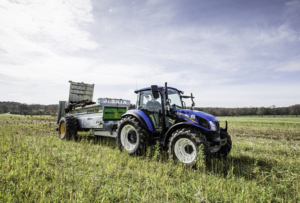 New Holland Traktor T5