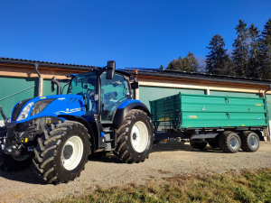 New Holland T5 Dynamic Command mit Oehler Kipper