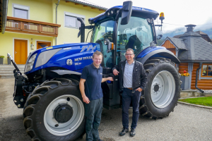 New Holland T6.145 Auto Command