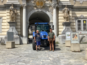 Neuer New Holland für das Benediktiner Stift St. Lambrecht Neuer New Holland für das Benediktiner Stift St. Lambrecht